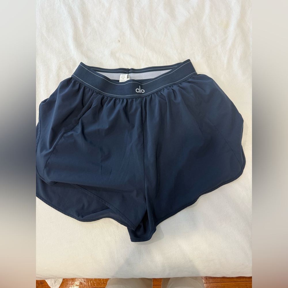 Alo match point shorts